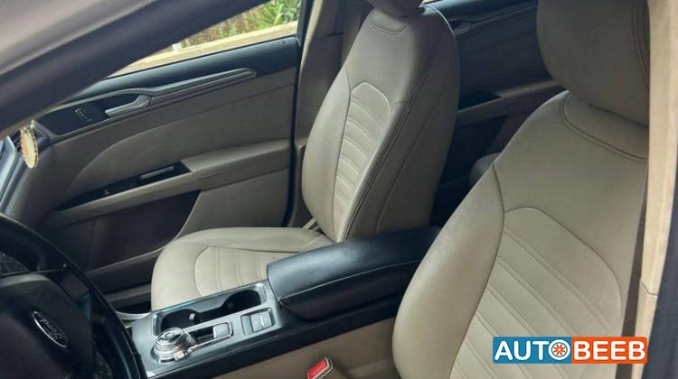 Ford Fusion 2017