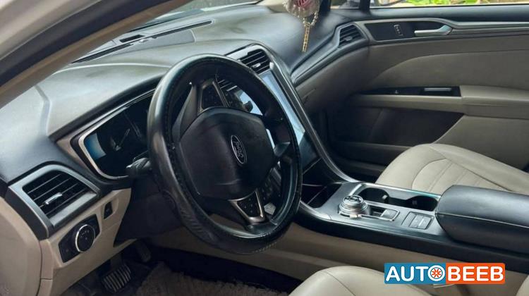 Ford Fusion 2017