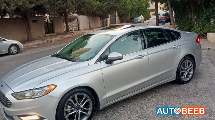 Ford Fusion 2017