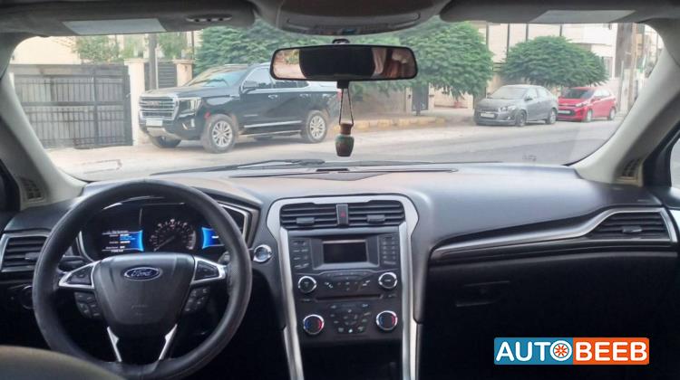 Ford Fusion 2017