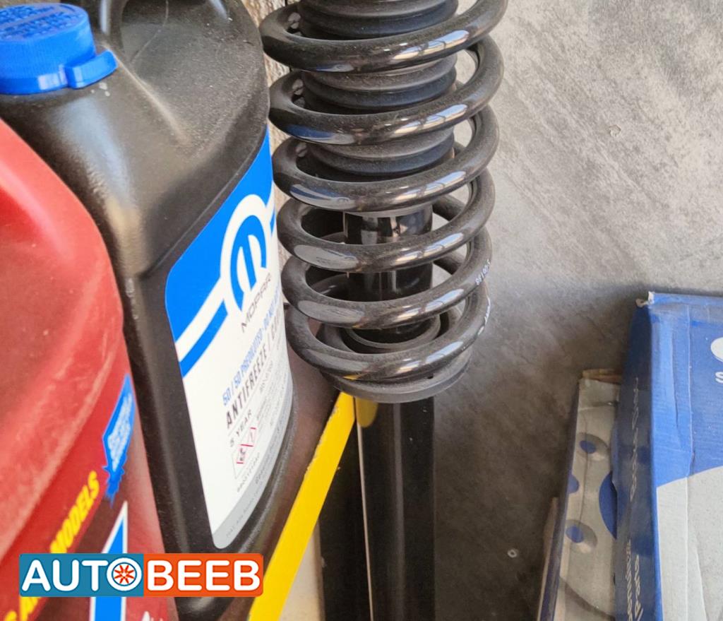 Shock Absorber Jeep Grand Cherokee