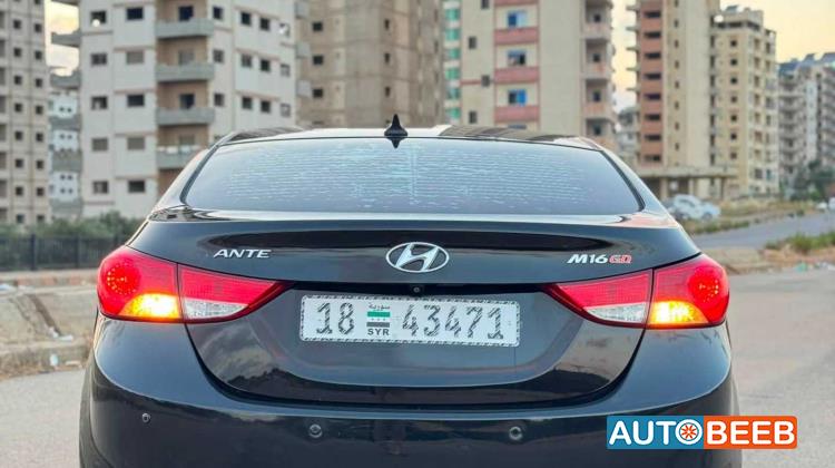 Hyundai Avante 2011