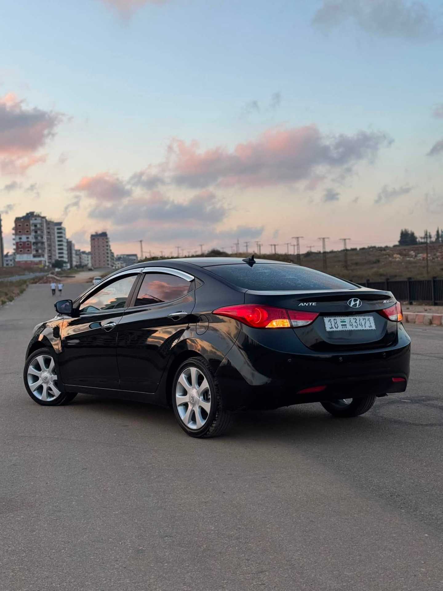 Hyundai Avante 2011