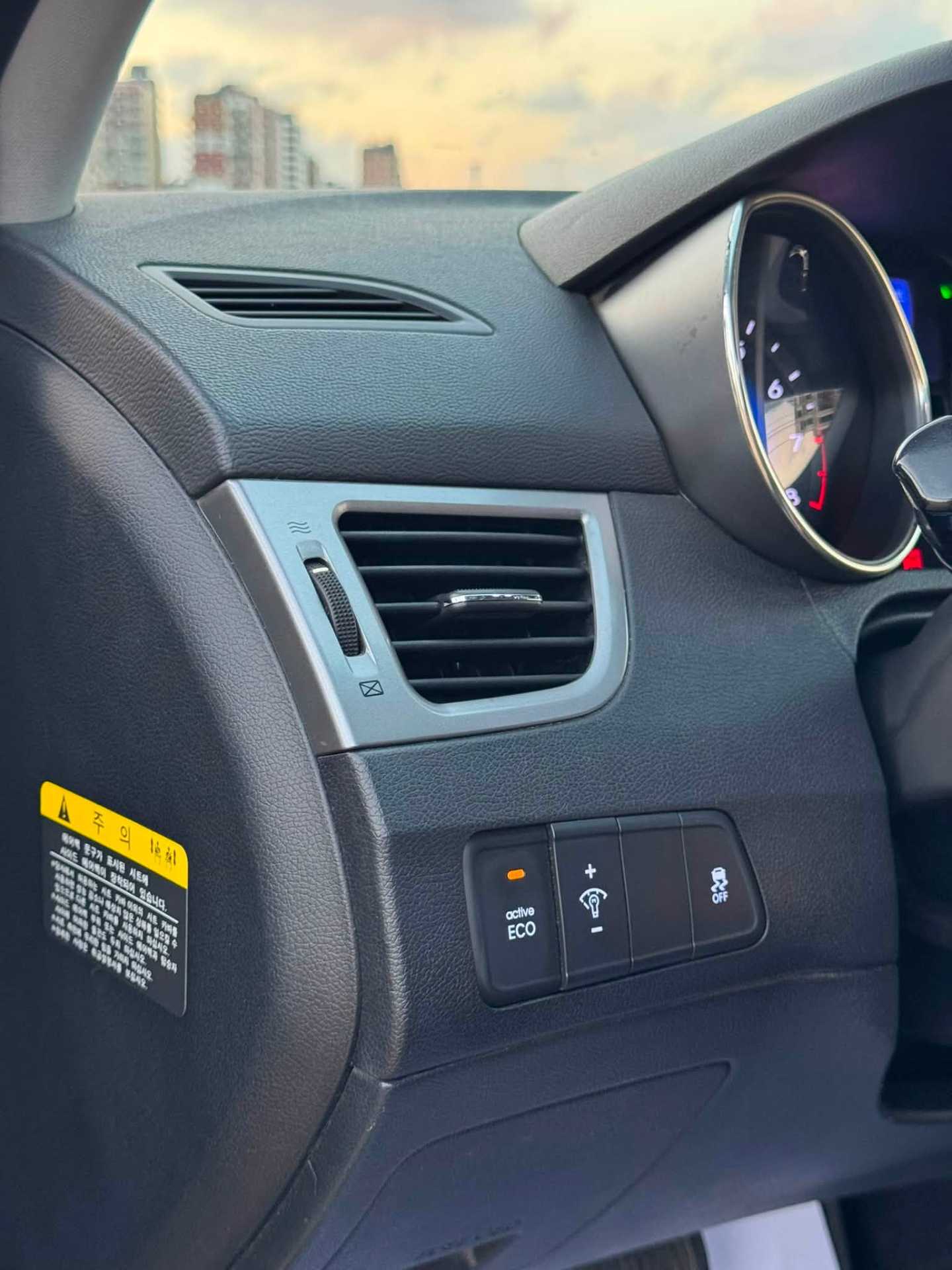 Hyundai Avante 2011