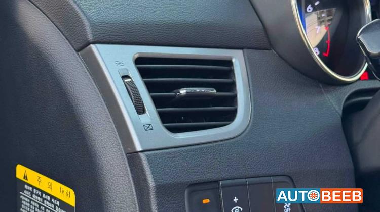 Hyundai Avante 2011