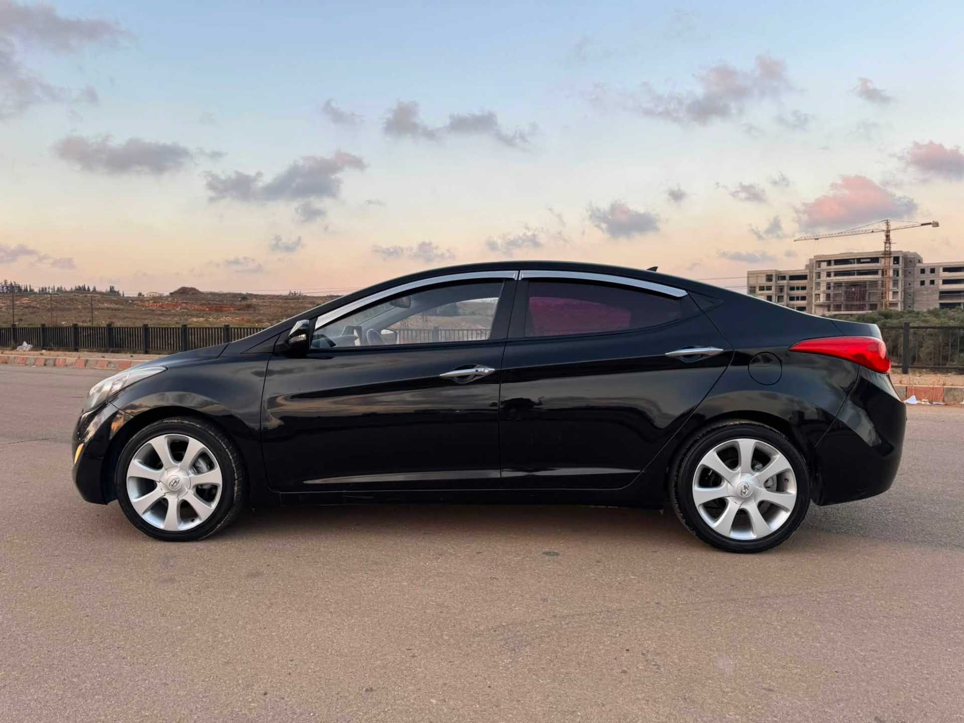 Hyundai Avante 2011