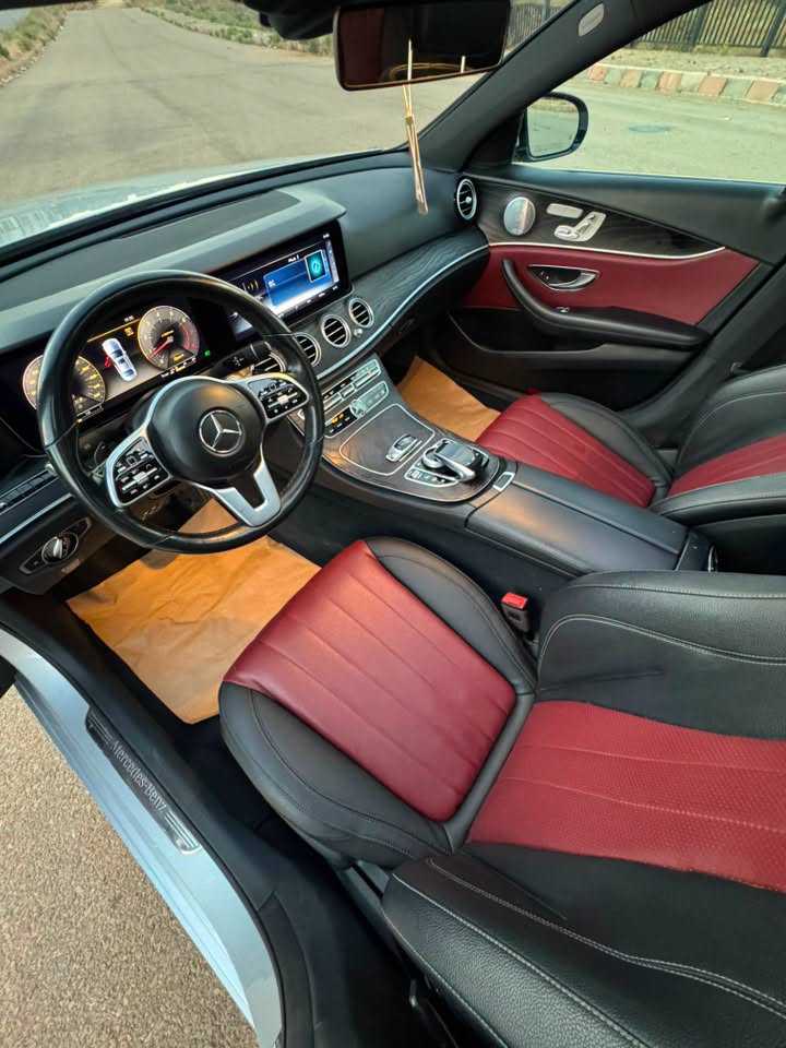 Mercedes Benz E300 2019