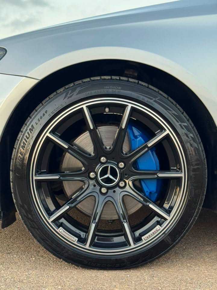 Mercedes Benz E300 2019