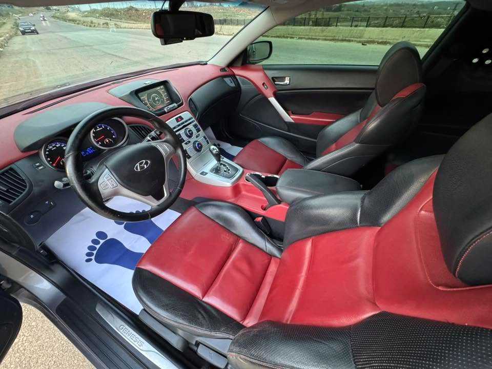 Hyundai Genesis 2009