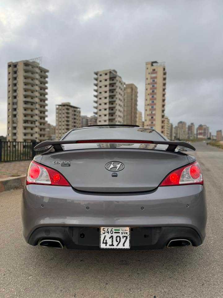 Hyundai Genesis 2009