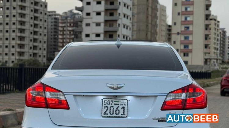 Hyundai Genesis 2014