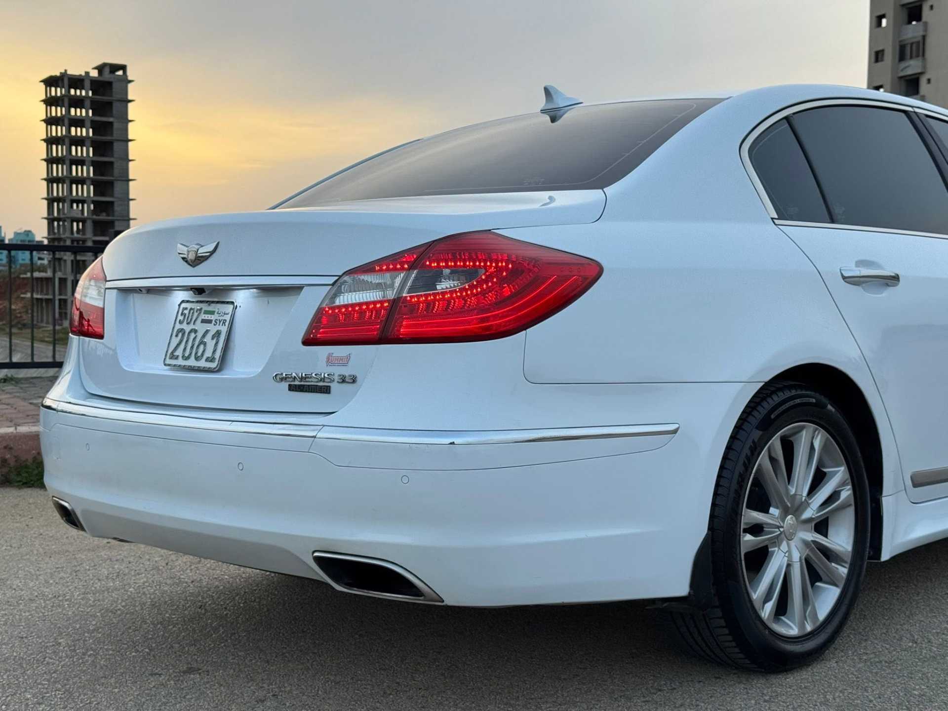 Hyundai Genesis 2014