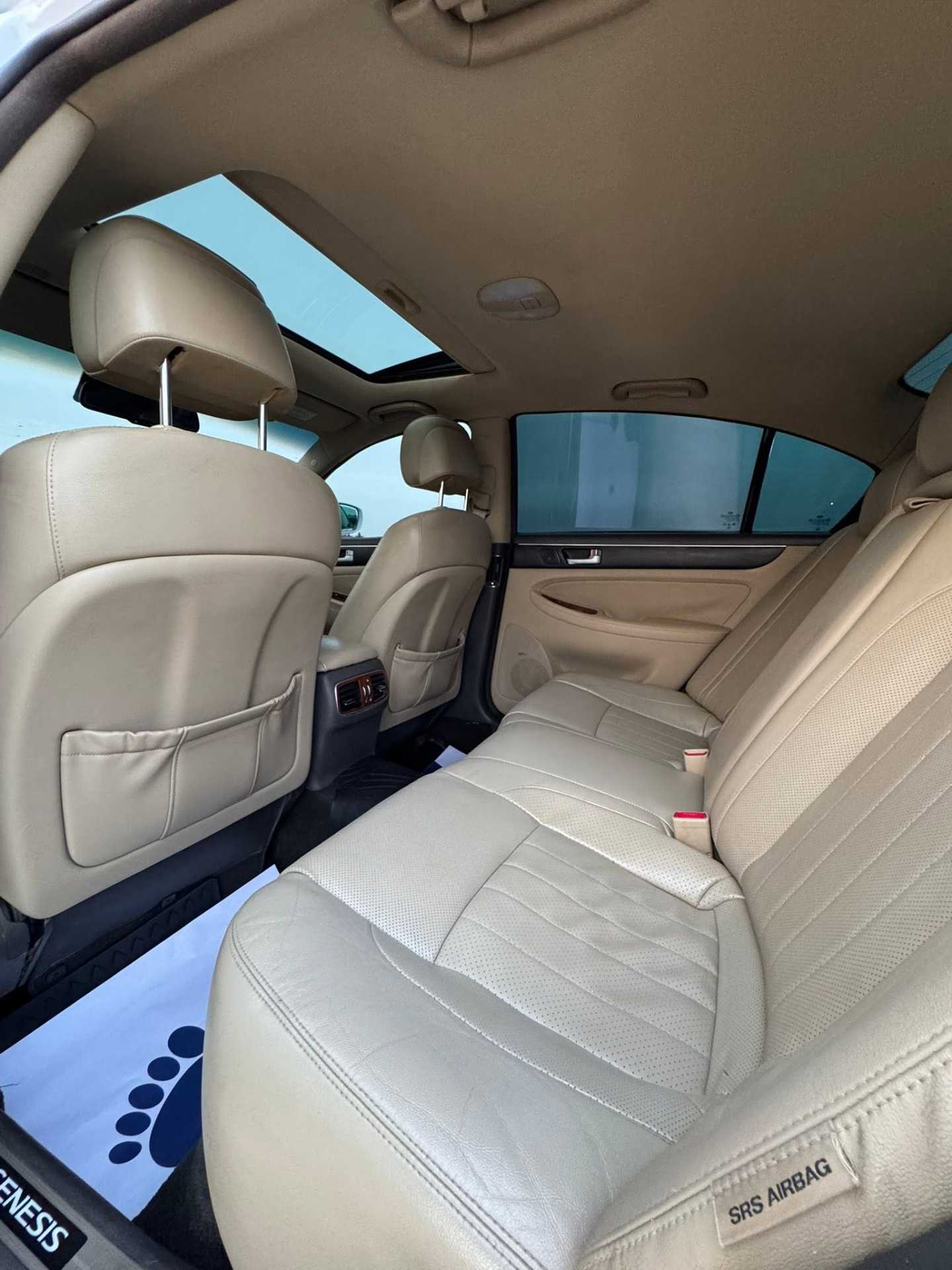 Hyundai Genesis 2014