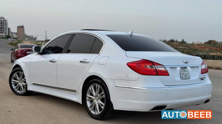 Hyundai Genesis 2014