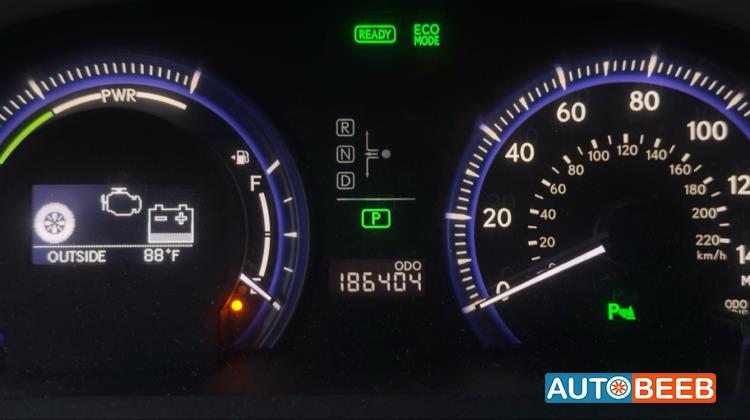لكزس HS250h 2010