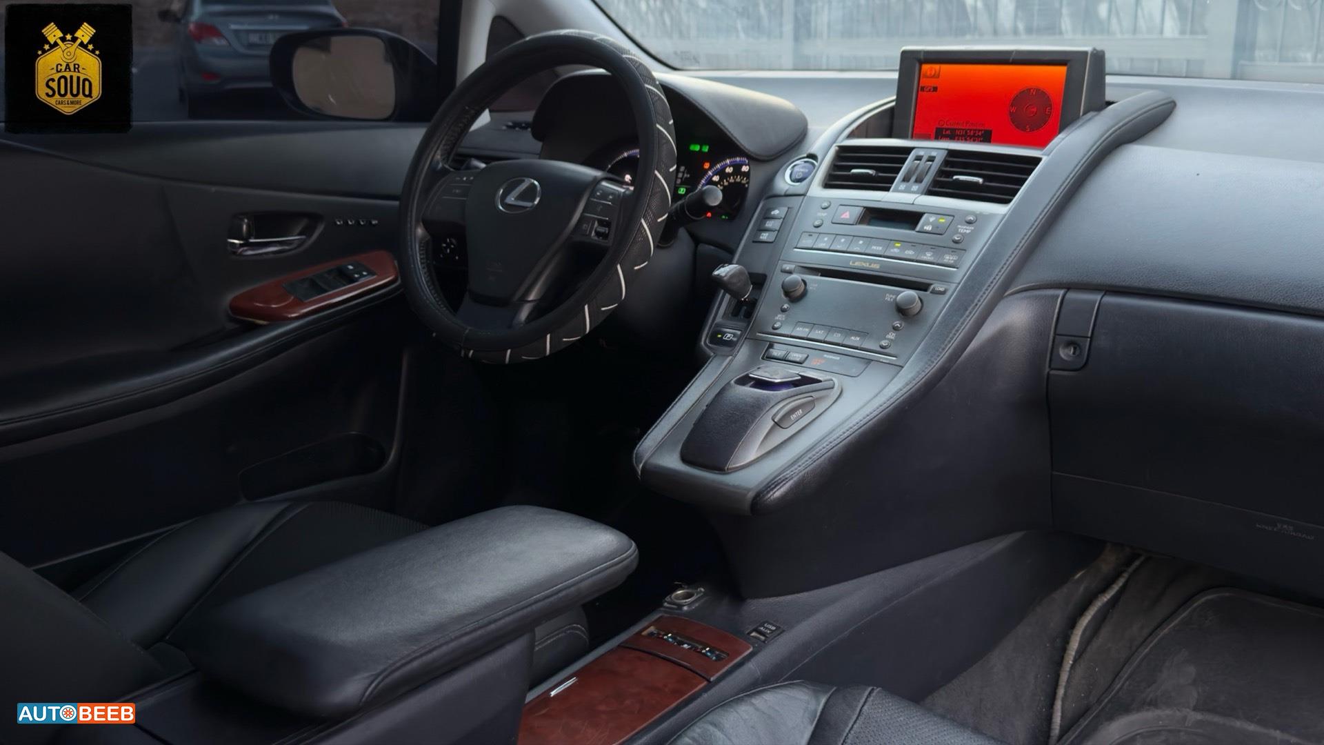 لكزس HS250h 2010