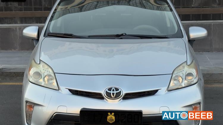 Toyota Prius 2012