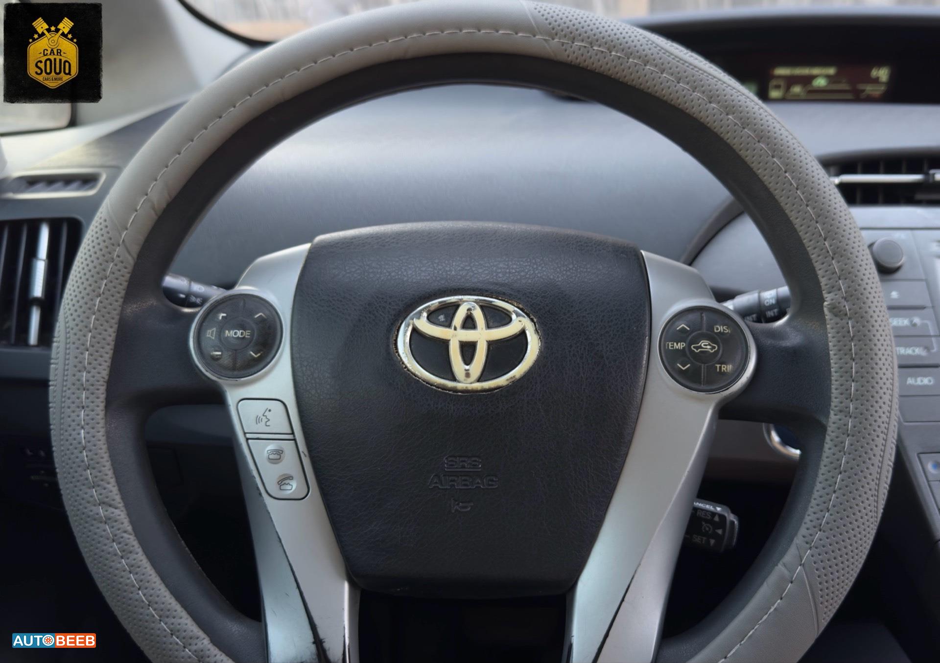 Toyota Prius 2012