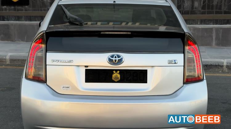 Toyota Prius 2012