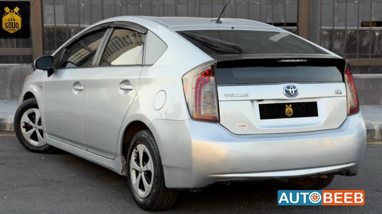 Toyota Prius 2012