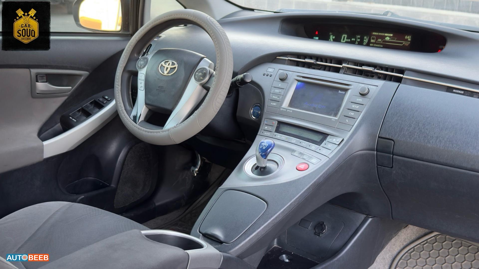 Toyota Prius 2012
