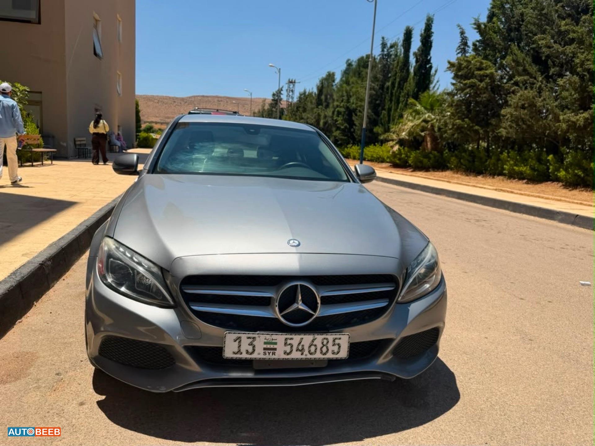 مرسيدس بنز C300 2015