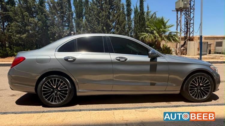 مرسيدس بنز C300 2015