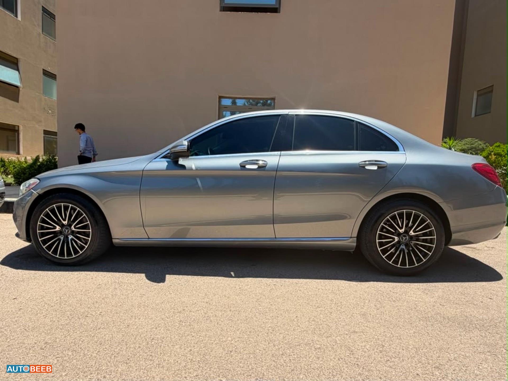 مرسيدس بنز C300 2015