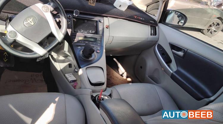 Toyota Prius 2010