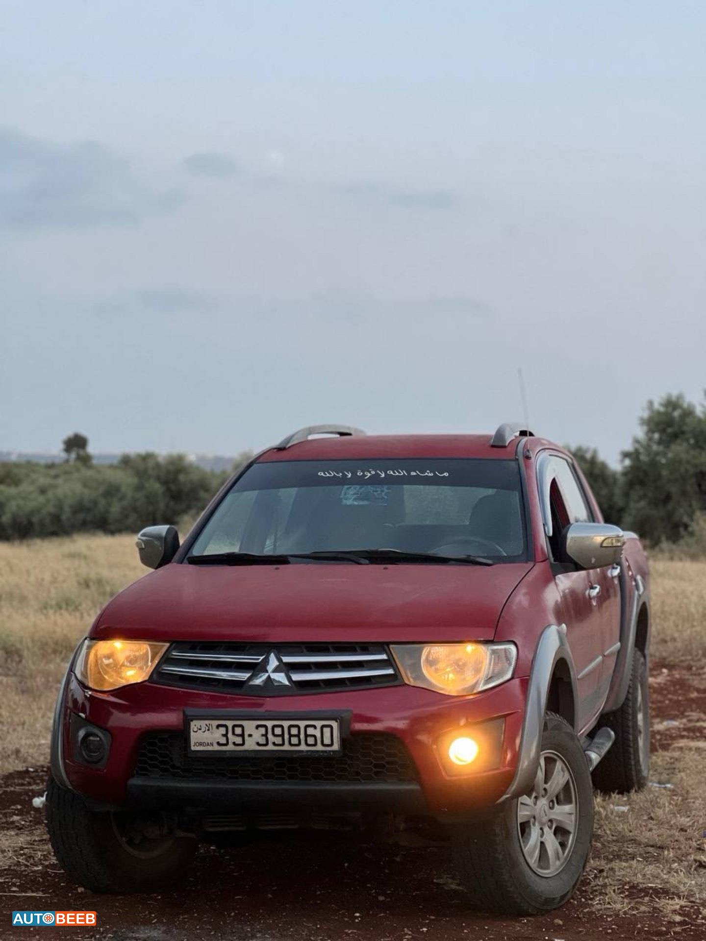 Mitsubishi L200 2012