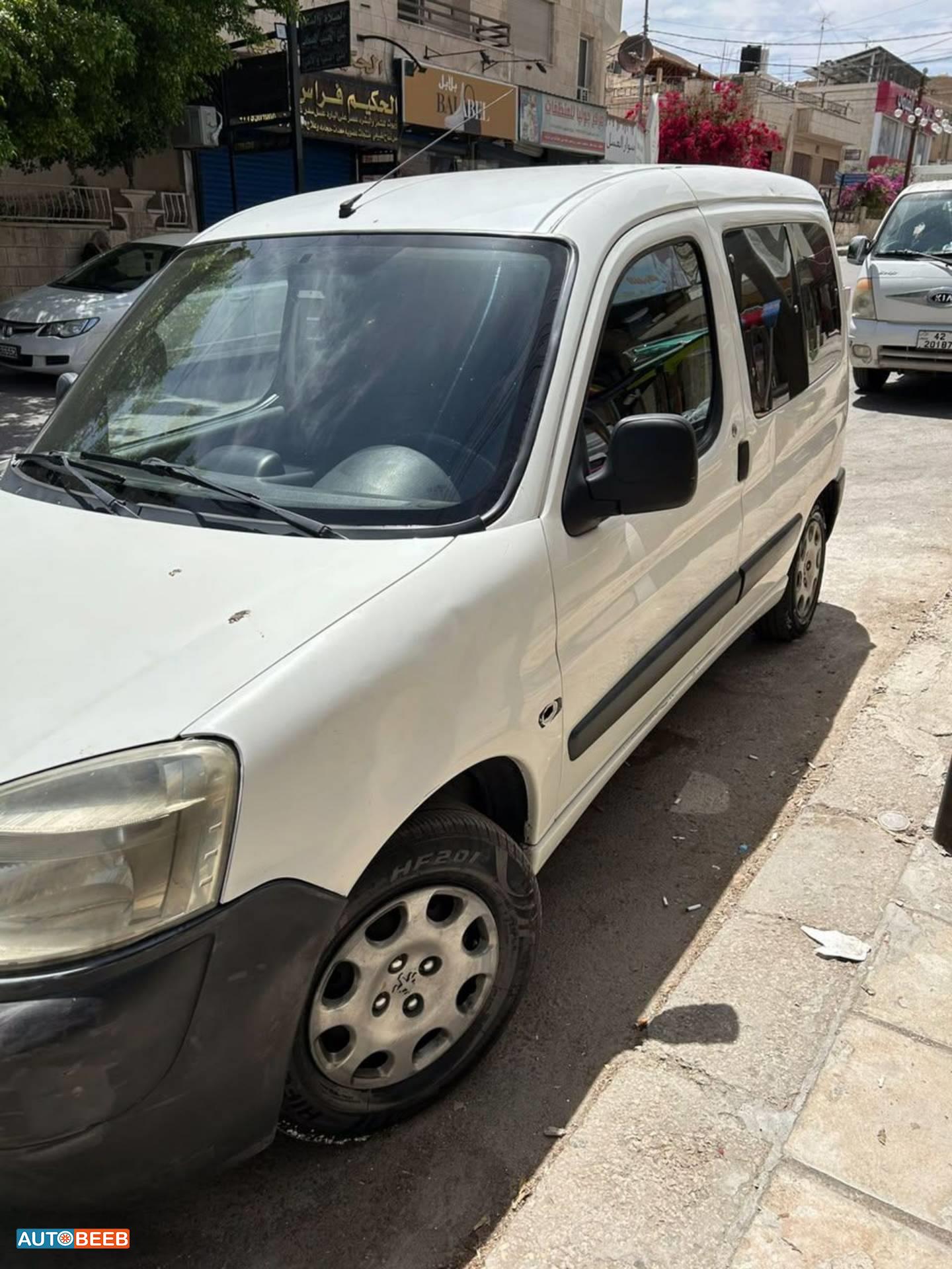 بيجو بارتنر 2011