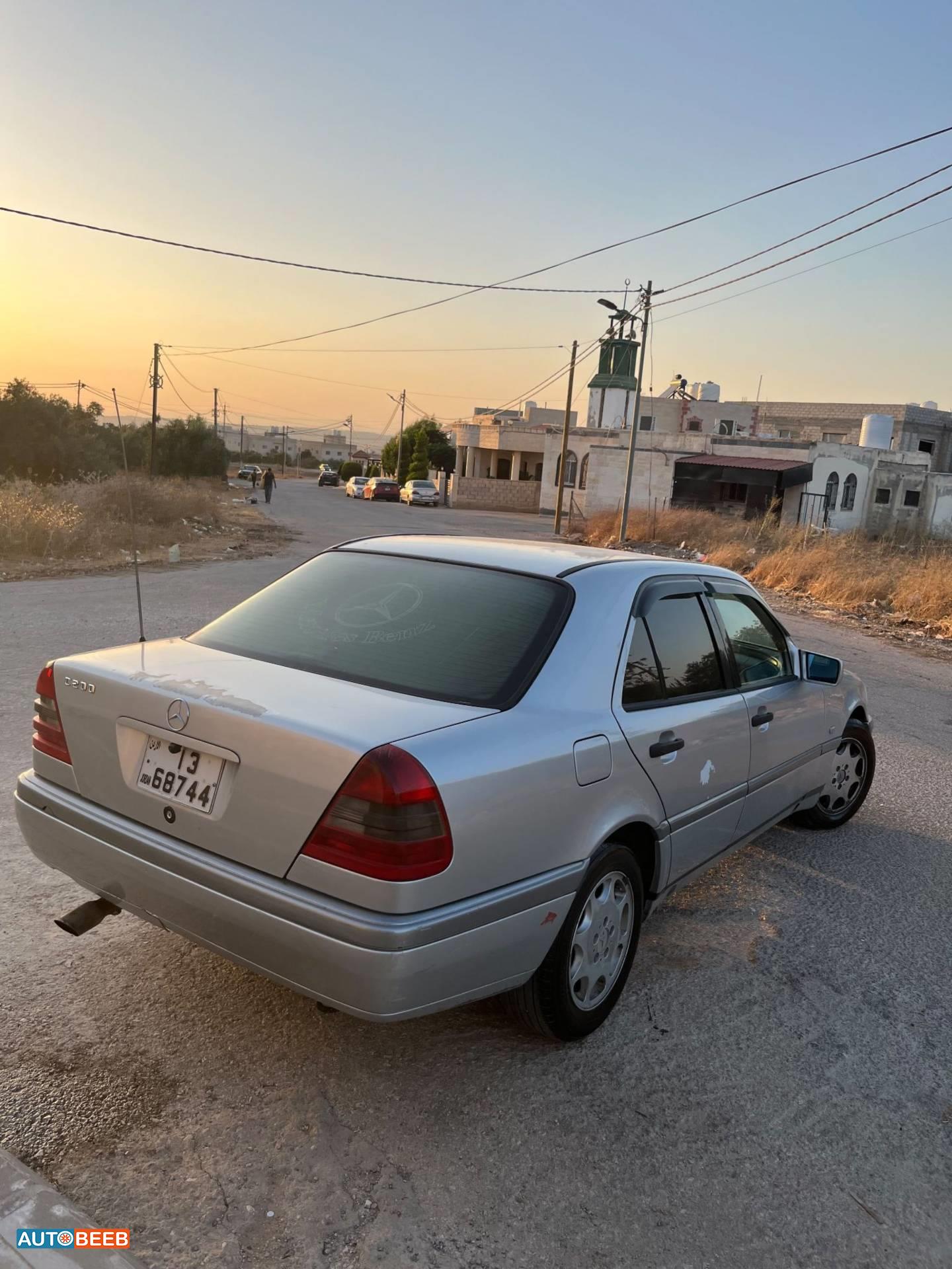 مرسيدس بنز C200 1996