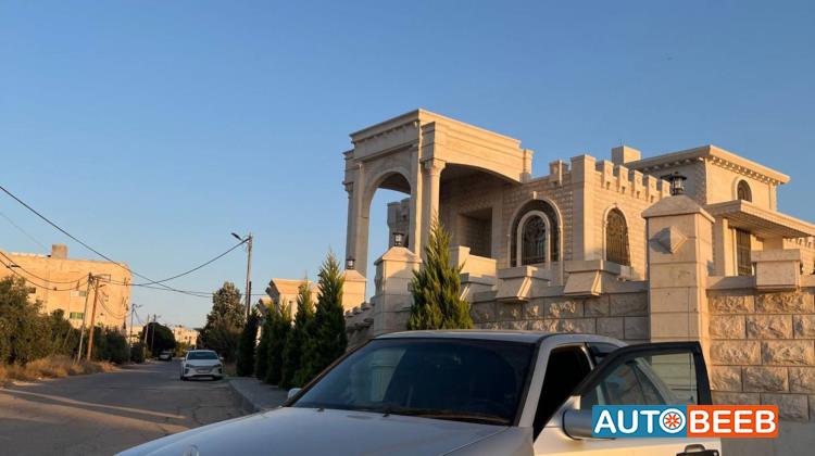 مرسيدس بنز C200 1996