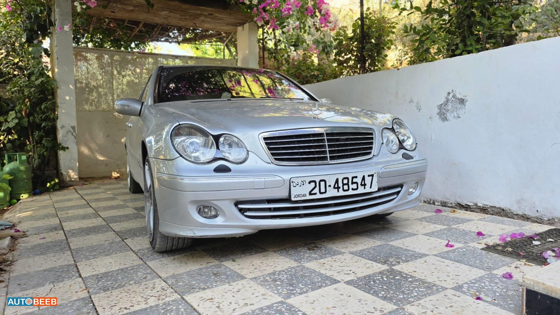 مرسيدس بنز C200 2001