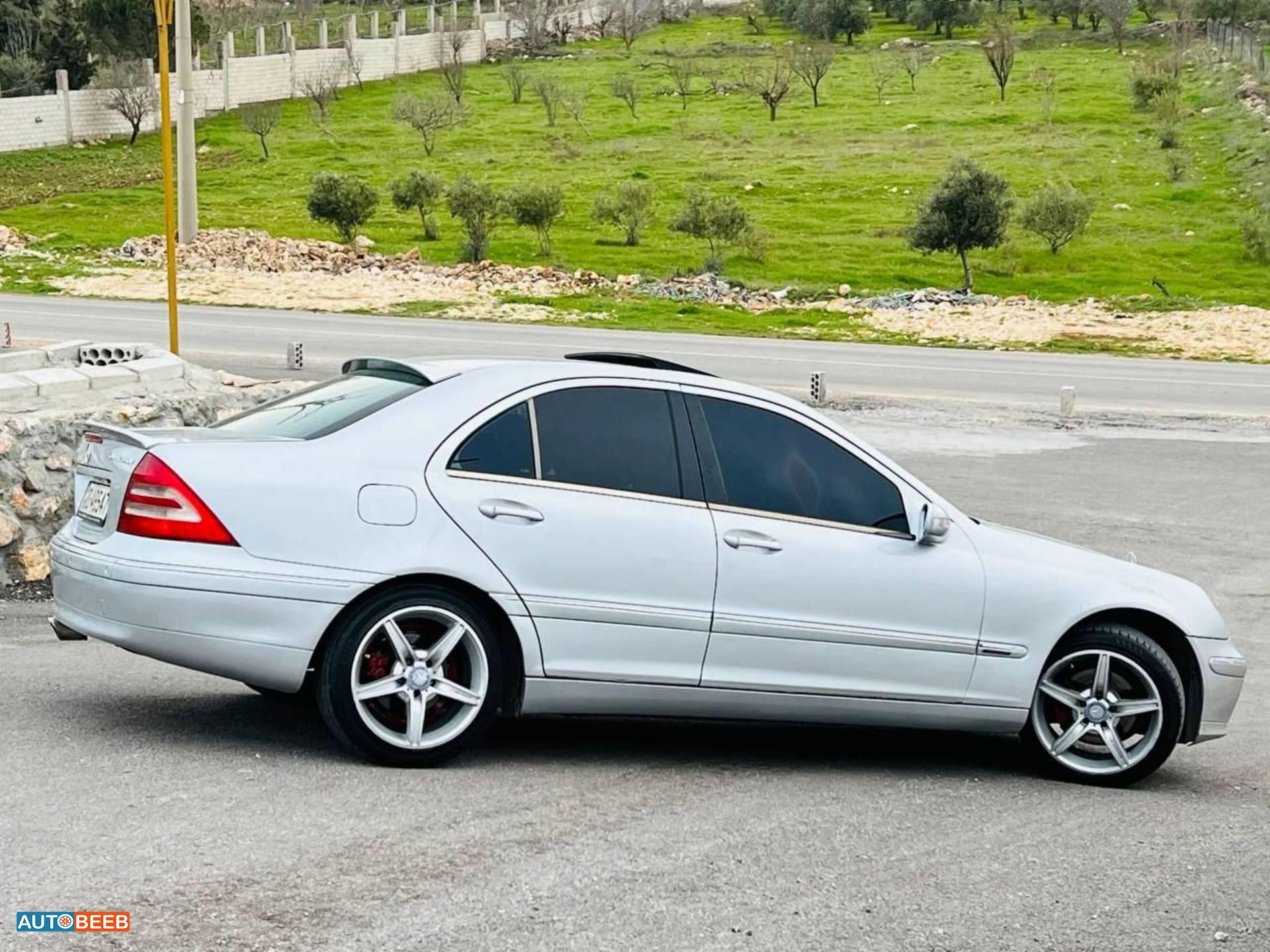 مرسيدس بنز C200 2001
