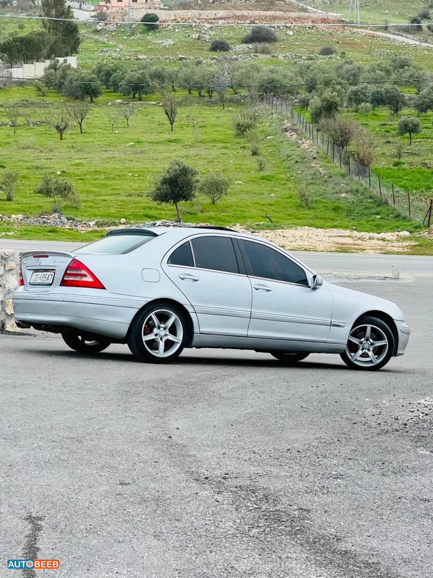 مرسيدس بنز C200 2001