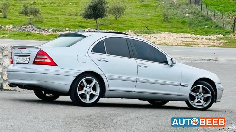 مرسيدس بنز C200 2001