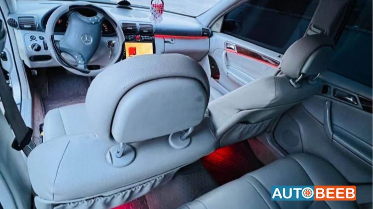 مرسيدس بنز C200 2001
