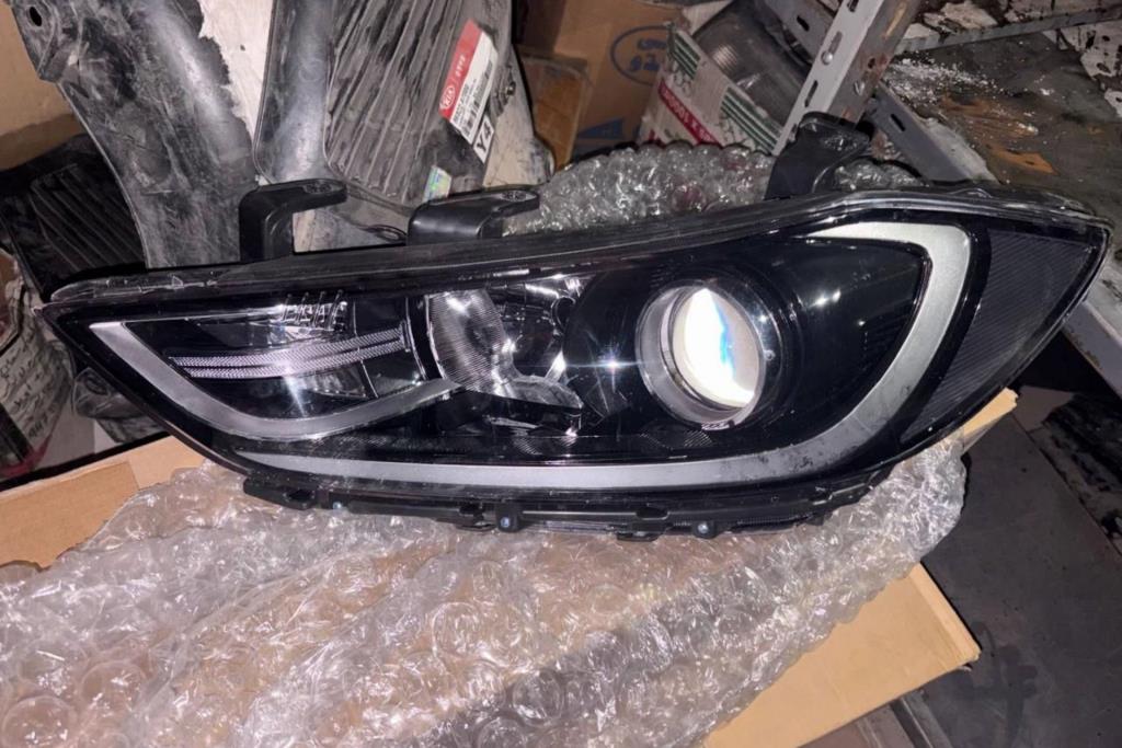 Lights Front light Hyundai Sonata