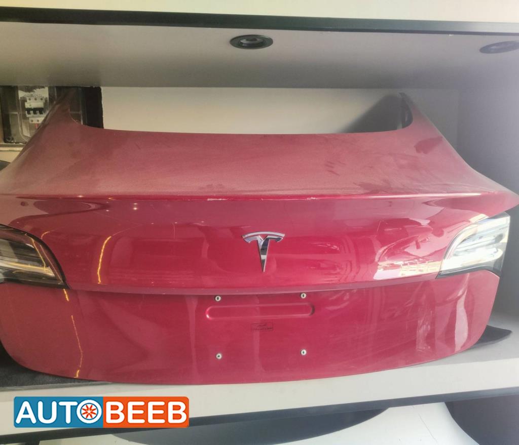 Body  Trunk Tesla 3