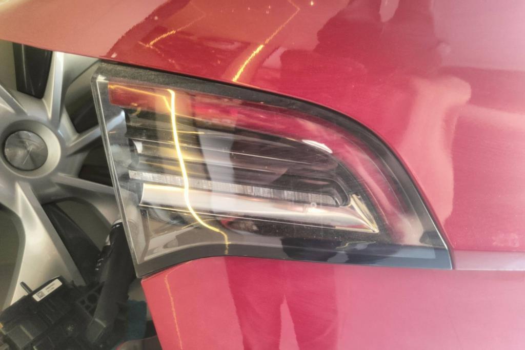 Body  Other Tesla 3