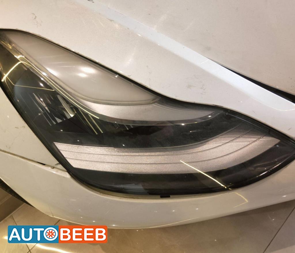Lights Front light Tesla 3