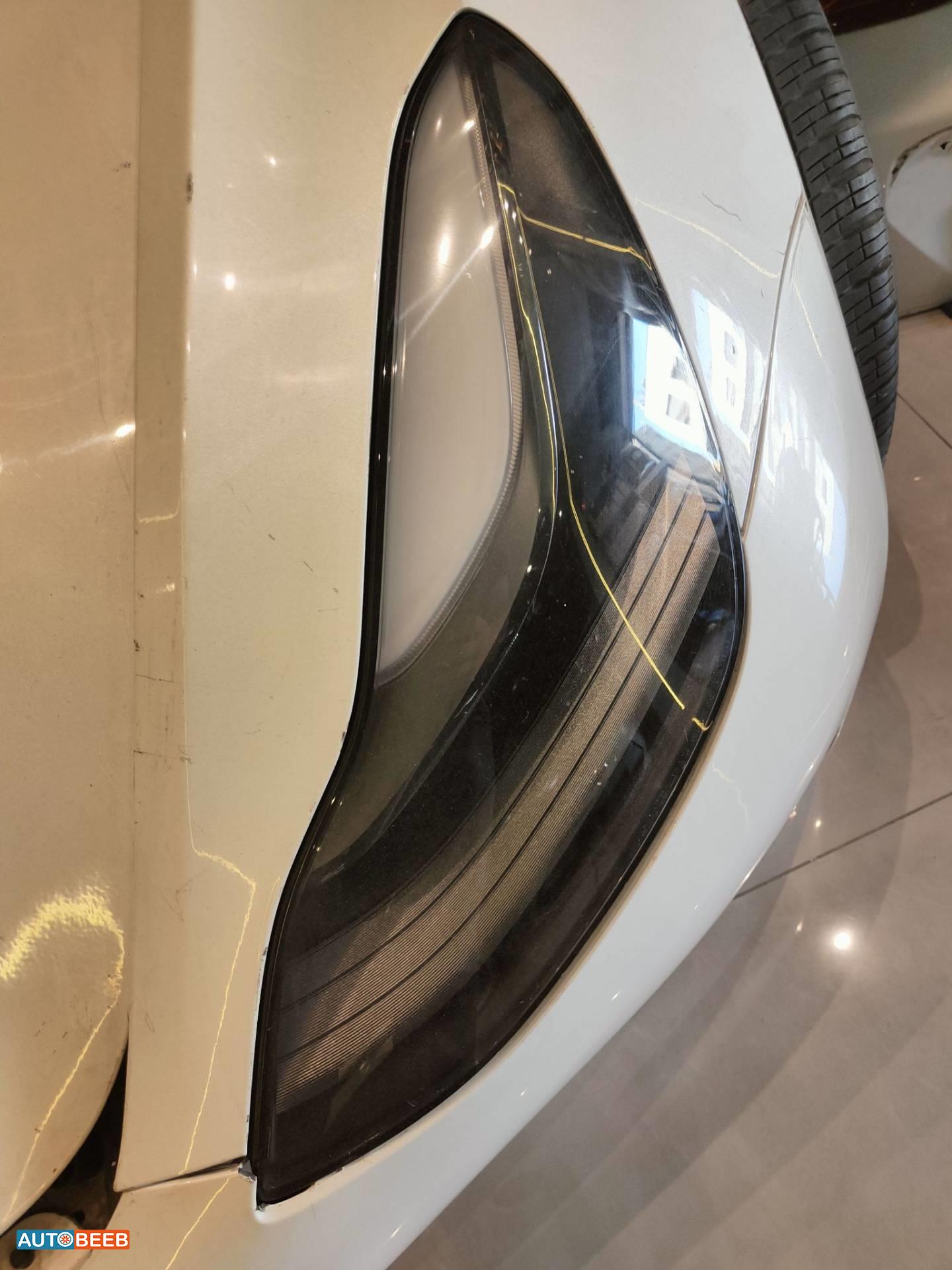 Lights Front light Tesla 3