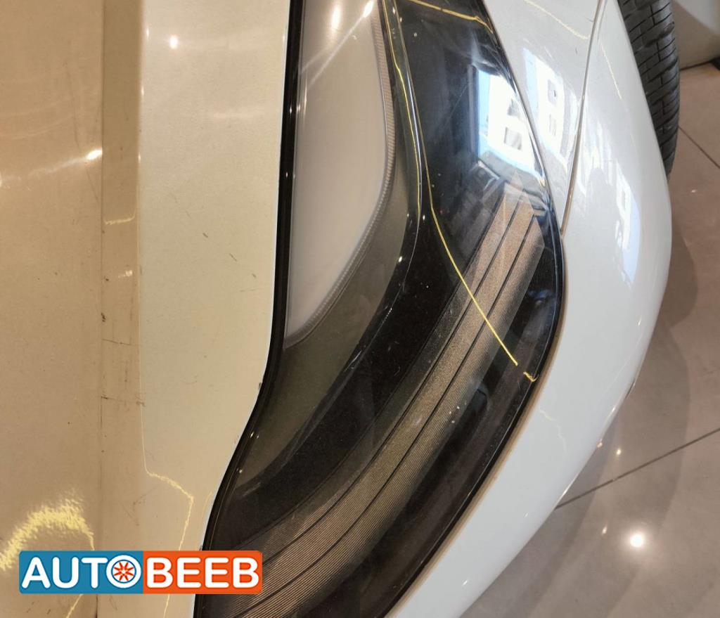 Lights Front light Tesla 3