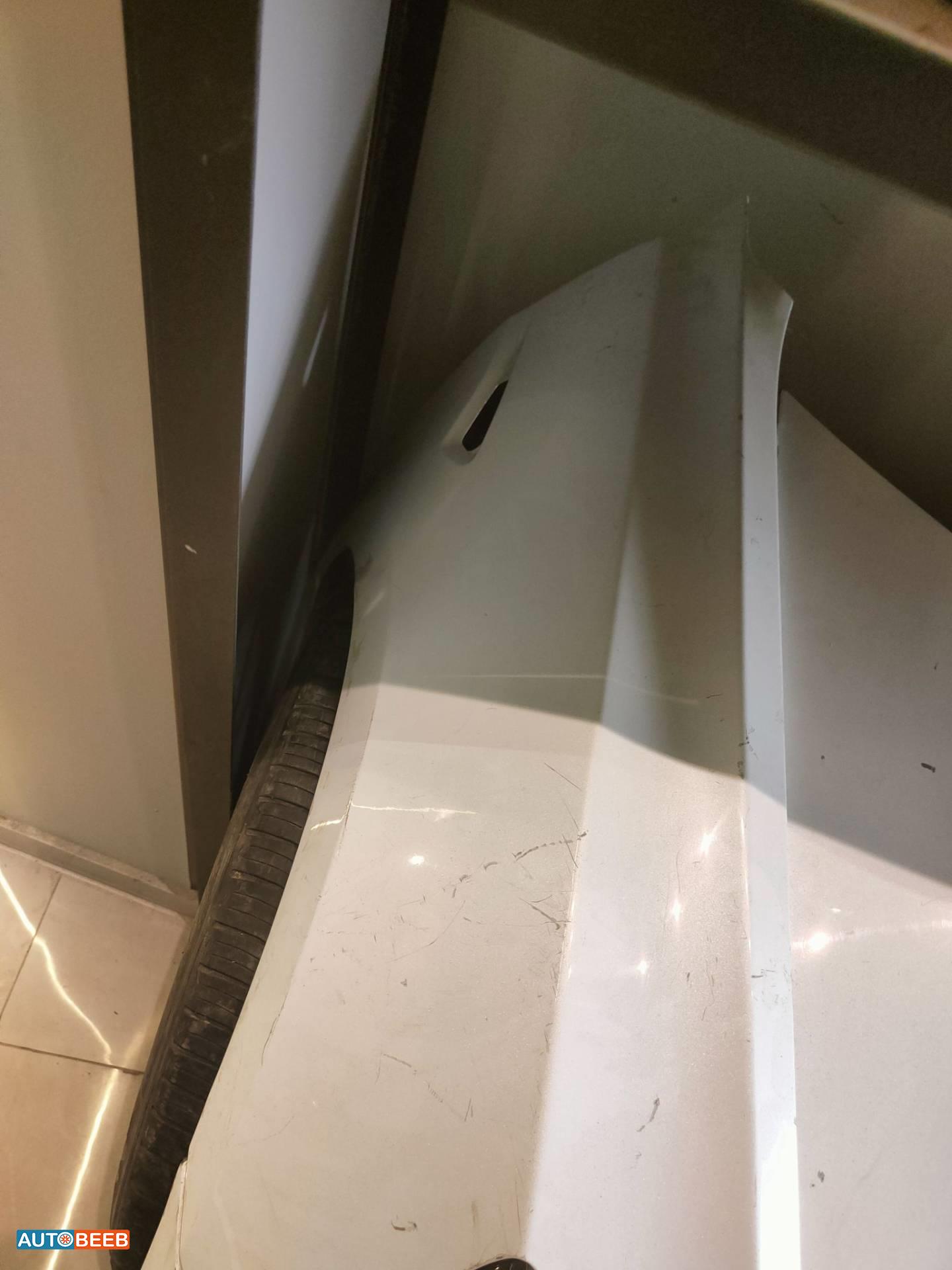 Body  Fenders  Tesla 3