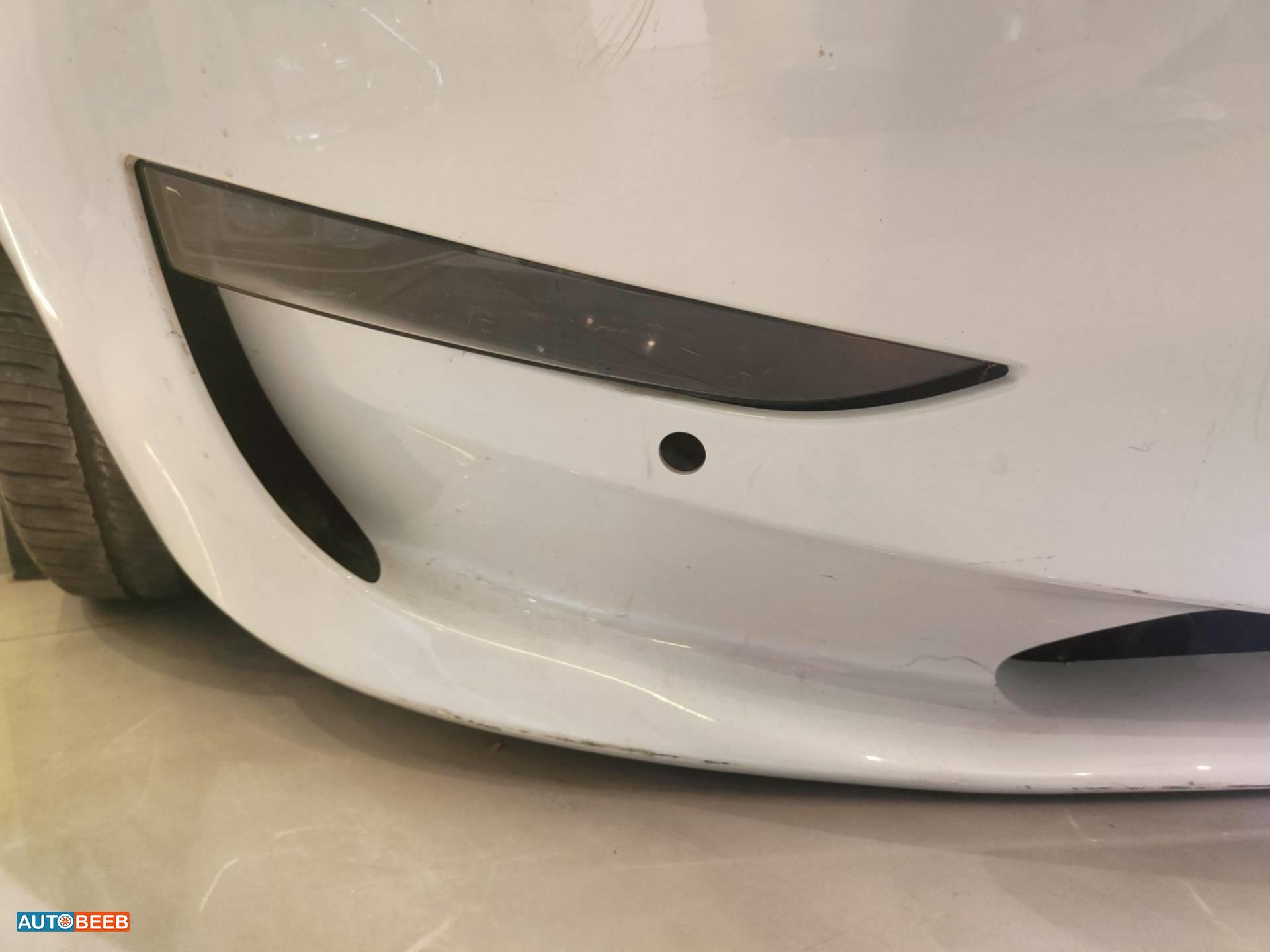 Lights Spotlight Tesla 3