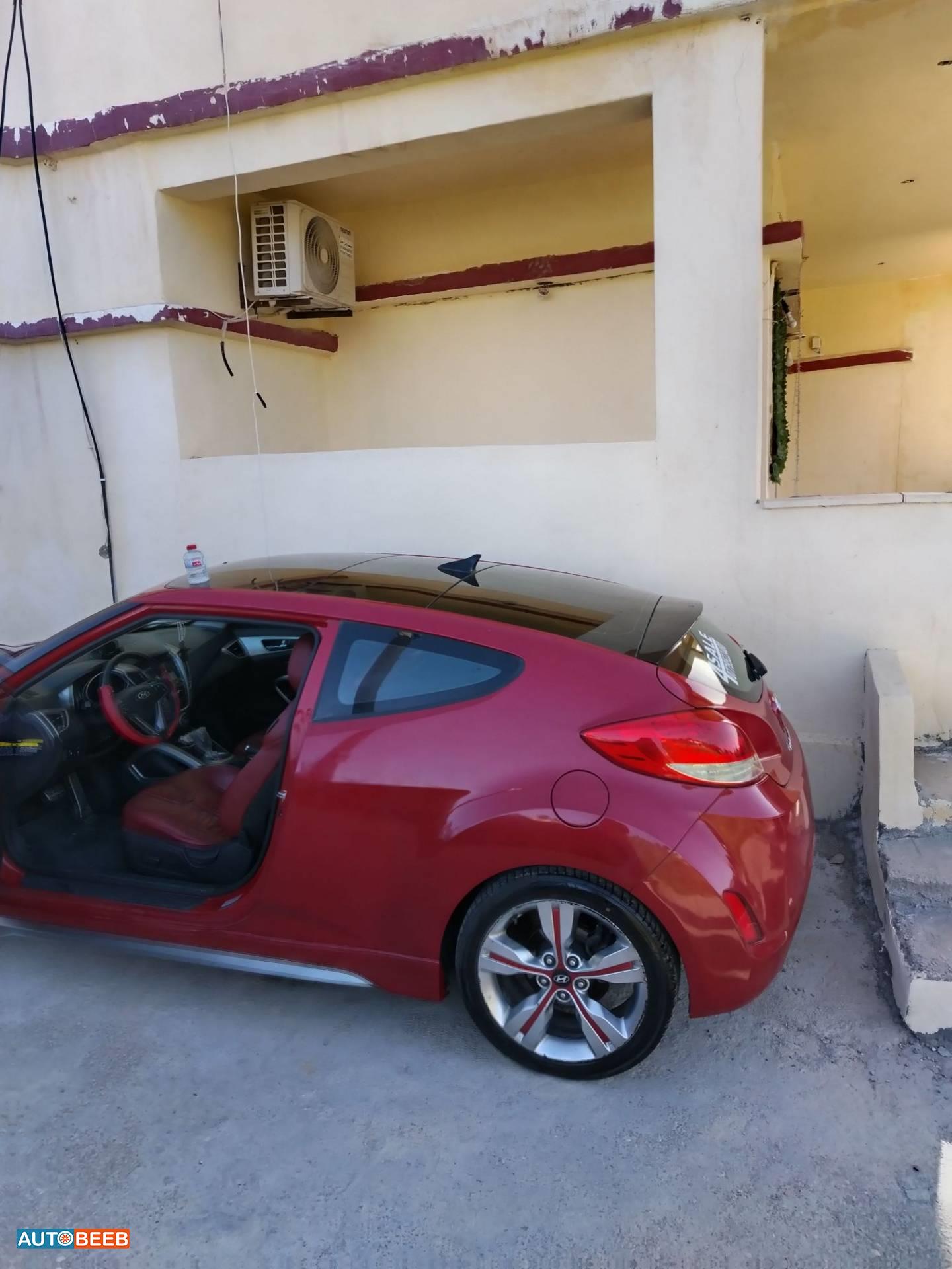 Hyundai Veloster 2012