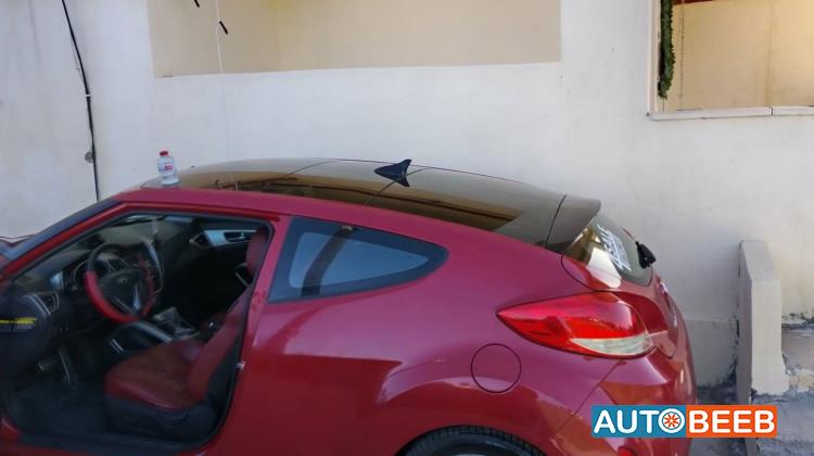 Hyundai Veloster 2012