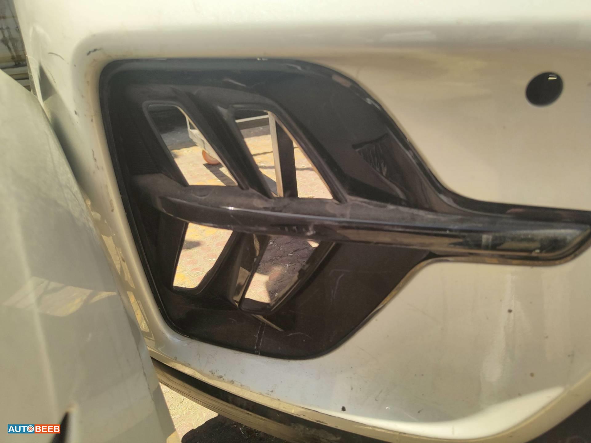 Body  Other KIA Niro
