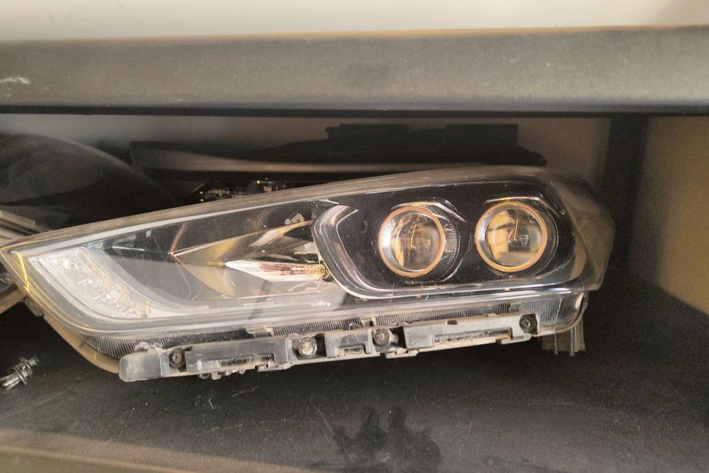 Lights Front light Hyundai Ioniq